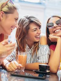 Žene su sretnije kad su same, kaže istraživanje! Evo zašto