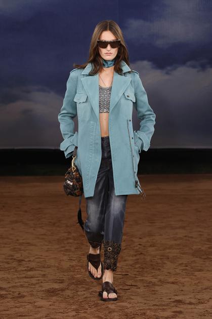 Burberryjeva ready to wear kolekcija je oduševila! Bila je šlag na kraju Londonskog tjedna mode