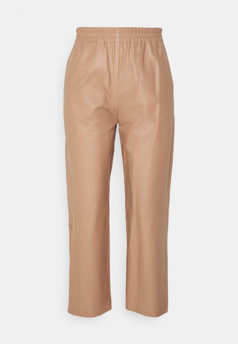 Foto: Pinko, kožne hlače u nude boji (279,95 eura) | Autor: Pinko
