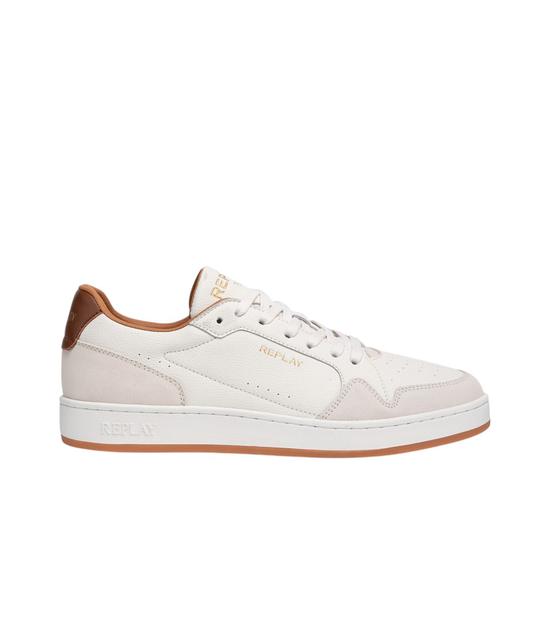 FOTO: Zavirili smo u novu Replay kolekciju i čekirali ponudu novih tenisica (za nju i njega) i torbica