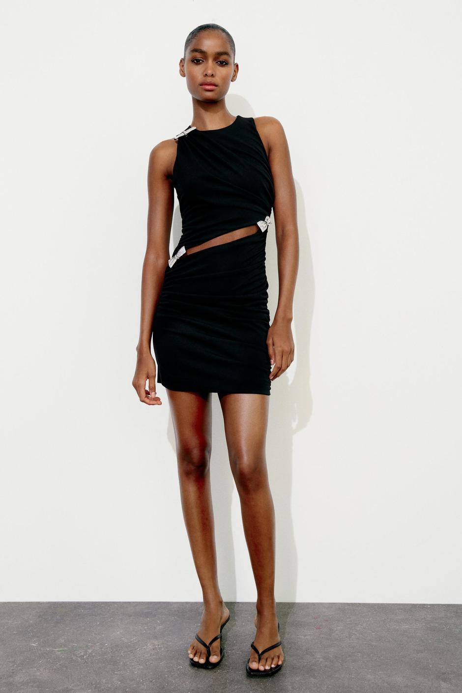 Foto: Zara, mini crna haljina s mašnicama | Autor: Zara
