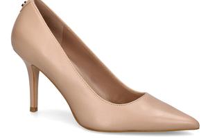 Mass ima odličnu ponudu salonki za vjenčanje. Za mladenke bijele, za gošće nude, za svaki stil i visinu pete