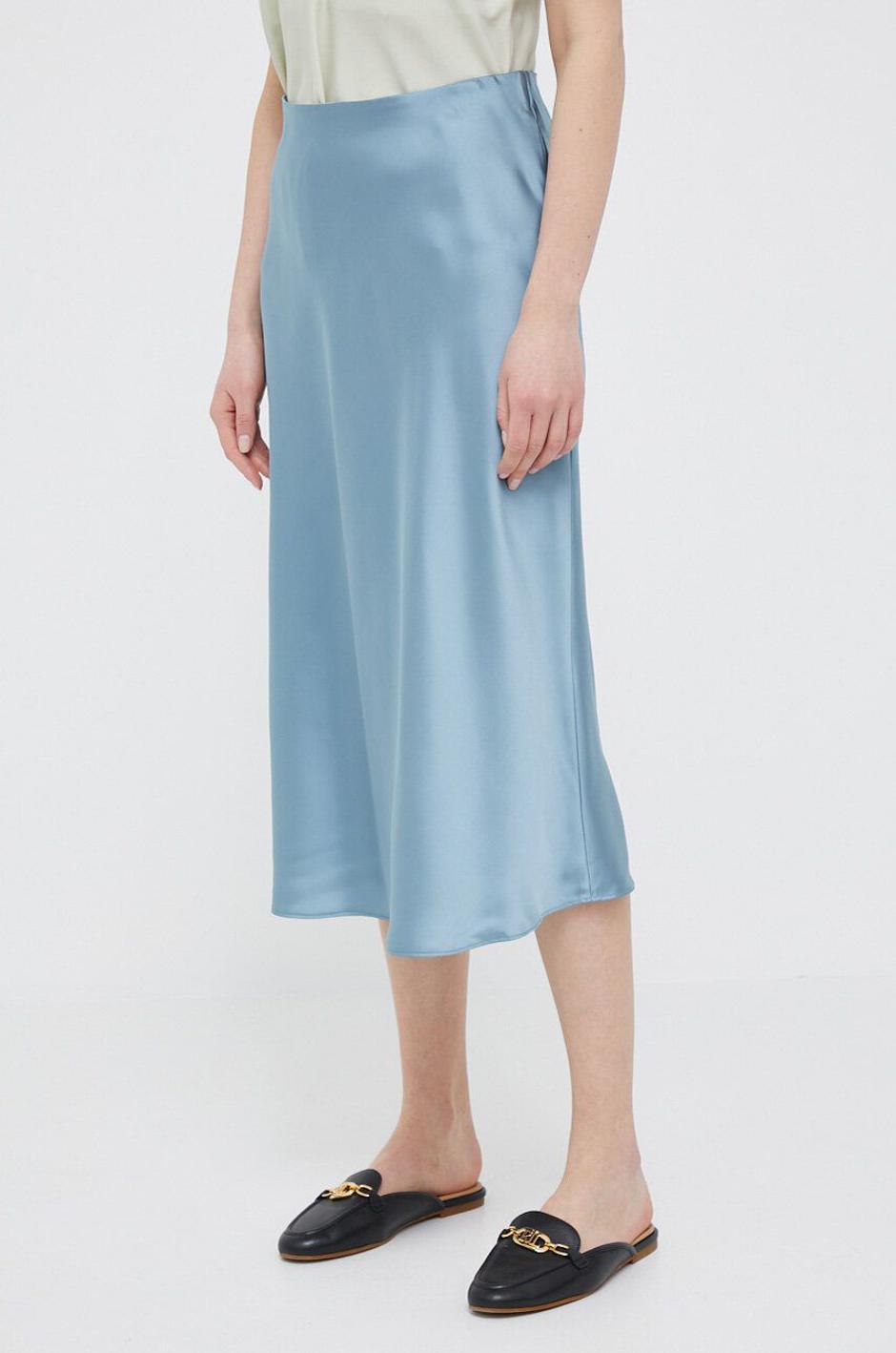 Foto: Answear, Polo Ralph Lauren, svijetlo plava suknja od satena (129,99 eura) | Autor: 