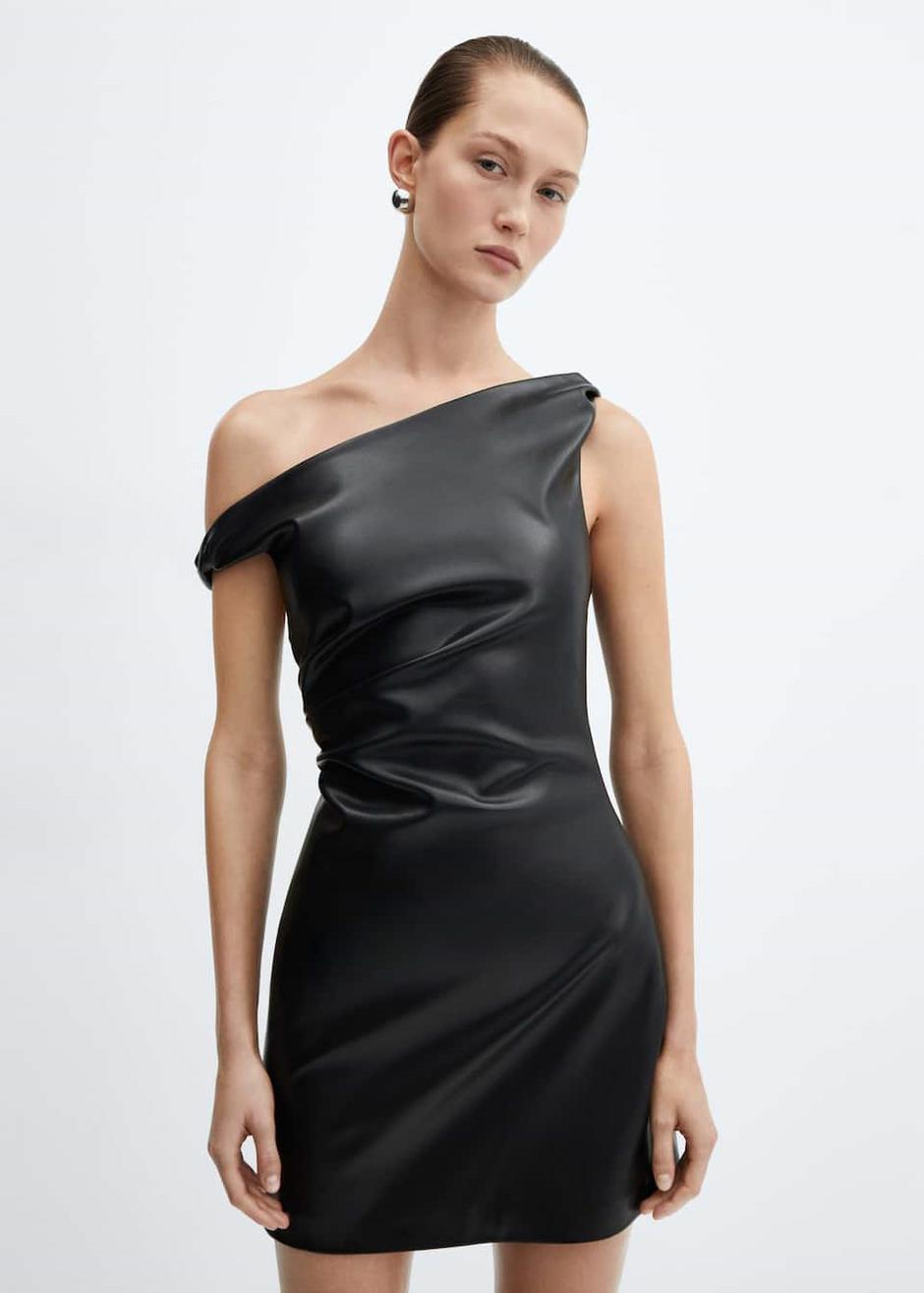 Foto: Mango, mini crna haljina na jedno rame (49,99 eura) | Autor: Mango
