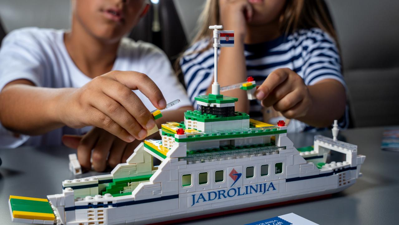 Kockice za slaganje trajekta Jadrolinija