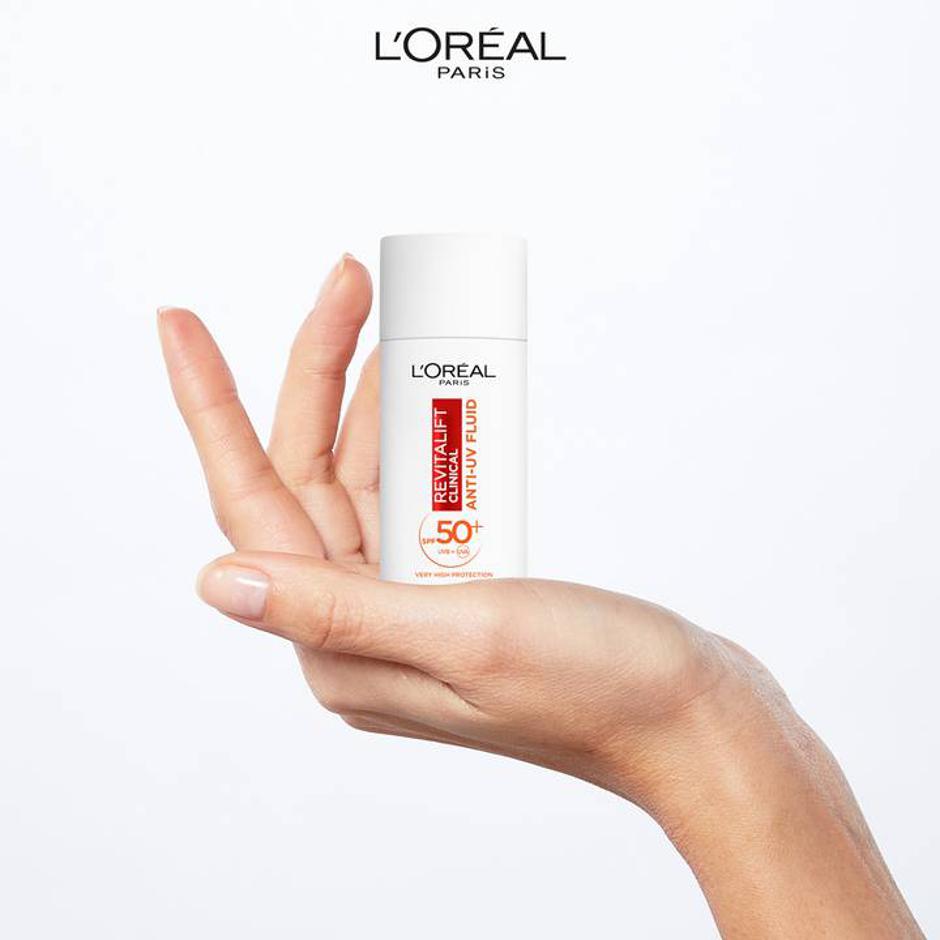 L'Oréal Revitalift Clinical SPF50+ Invisible Fluid | Autor: L'Oréal Paris