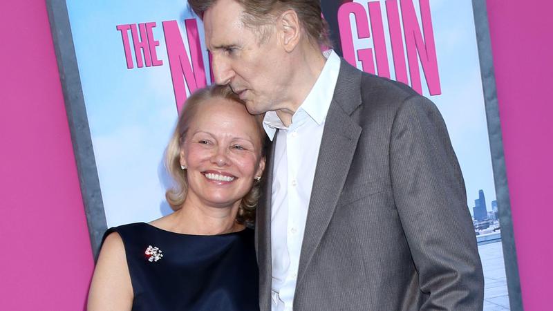 Pamela Anderson otkrila je detalje o (biv&scaron;oj?) vezi s Liamom Neesonom: "Ve&cacute; na po&ccaron;etku me zvao budu&cacute;om gospo&dstrok;om Neeson"