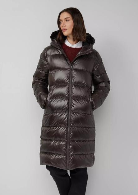 FOTO: Ove duge zimske jakne su must-have za šetnju adventom, u njima ti sigurno neće biti hladno