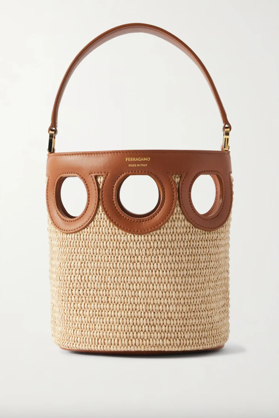  | Autor: Ferragamo