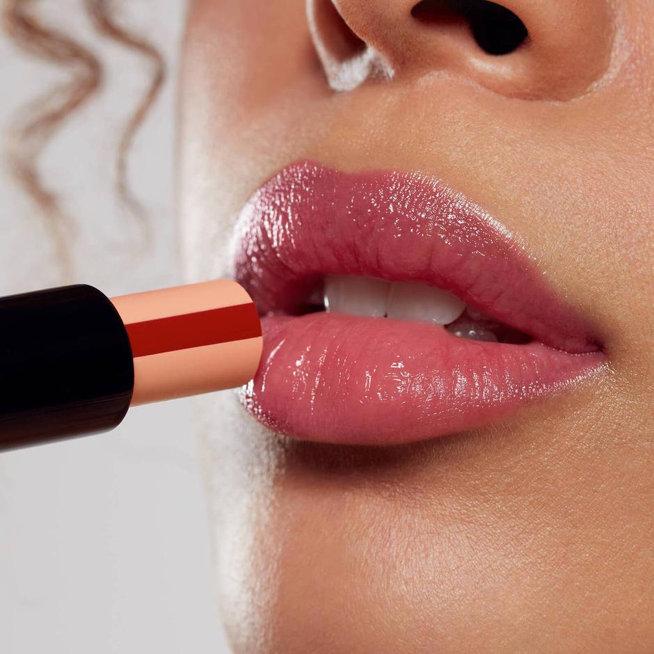 Illamasqua Hydra Lip Tint balzam za usne | Autor: Dermstore