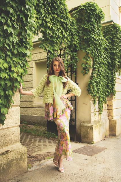 Haljine lepršaju, sunce prži, a mi u retro điru plešemo kroz ljeto s puno boje