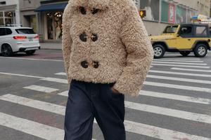 FOTO: Osim teddy kaputa, jako volimo i teddy jakne. Evo najljepših iz ponude