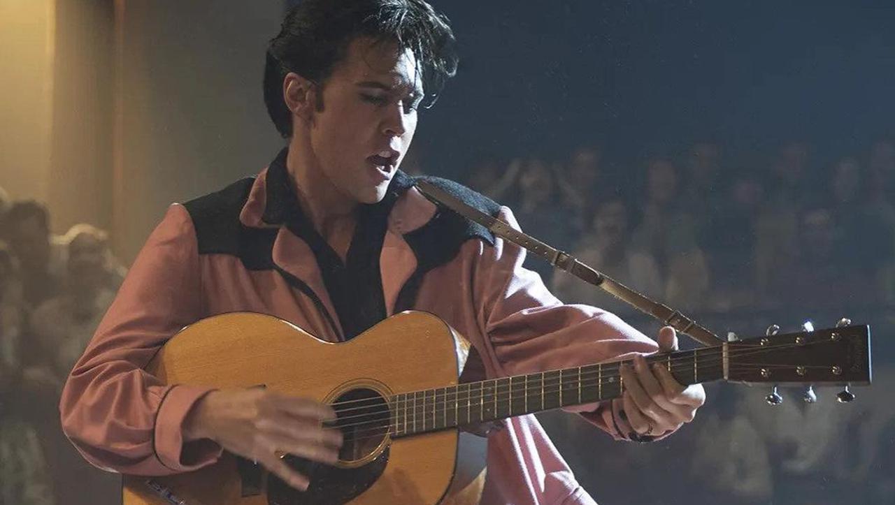 Austin Butler kao Elvis Presley