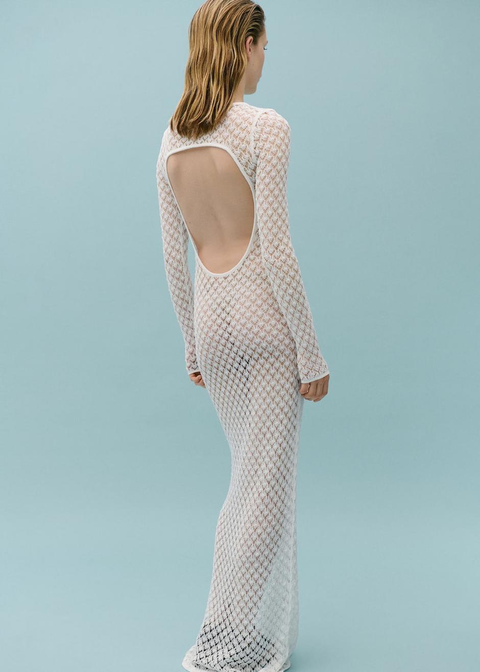 Foto: Mango x Victoria Beckham, duga bijela pletena haljina | Autor: 