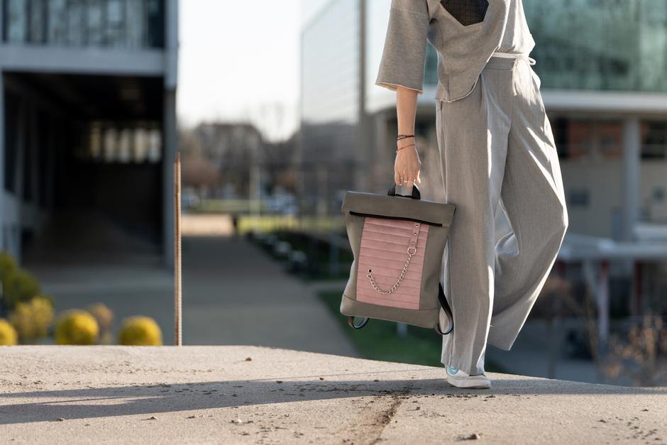  | Autor: HUSH HUSH Market