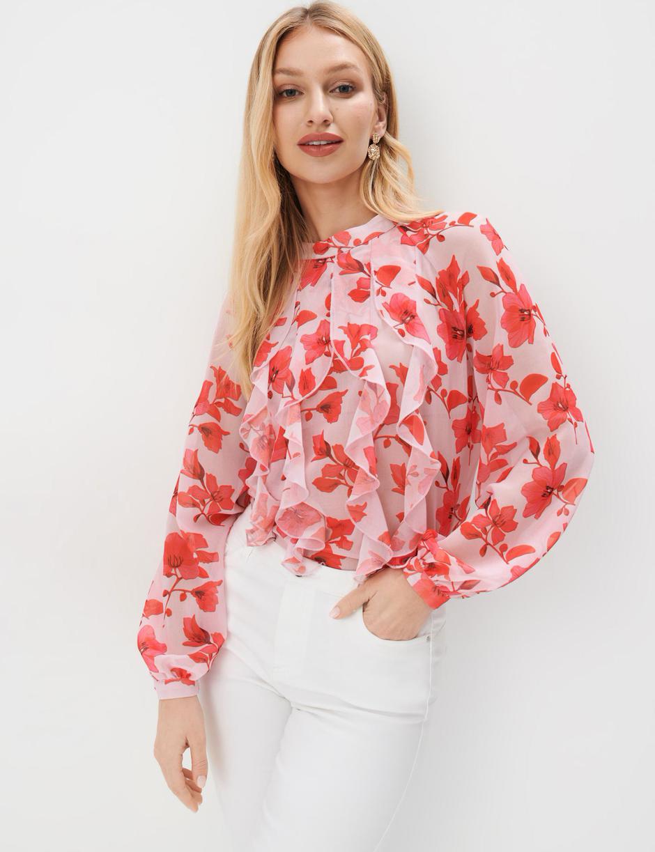 Foto: Mohito, cvjetna bluza (19,99 eura) | Autor: 