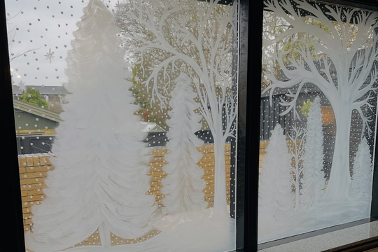 Bojanje prozora kefirom