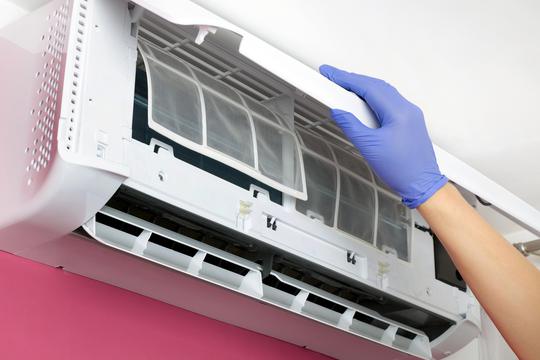 Evo kako sama možeš očistiti klimatizacijski uređaj