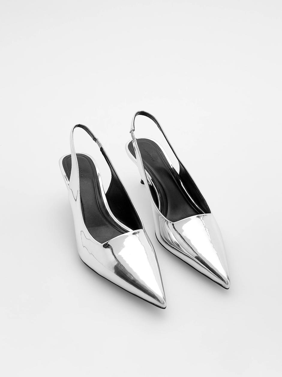 Foto: Reserved, srebrne cipele s otvorenom petom (39,99 eura) | Autor: Reserved