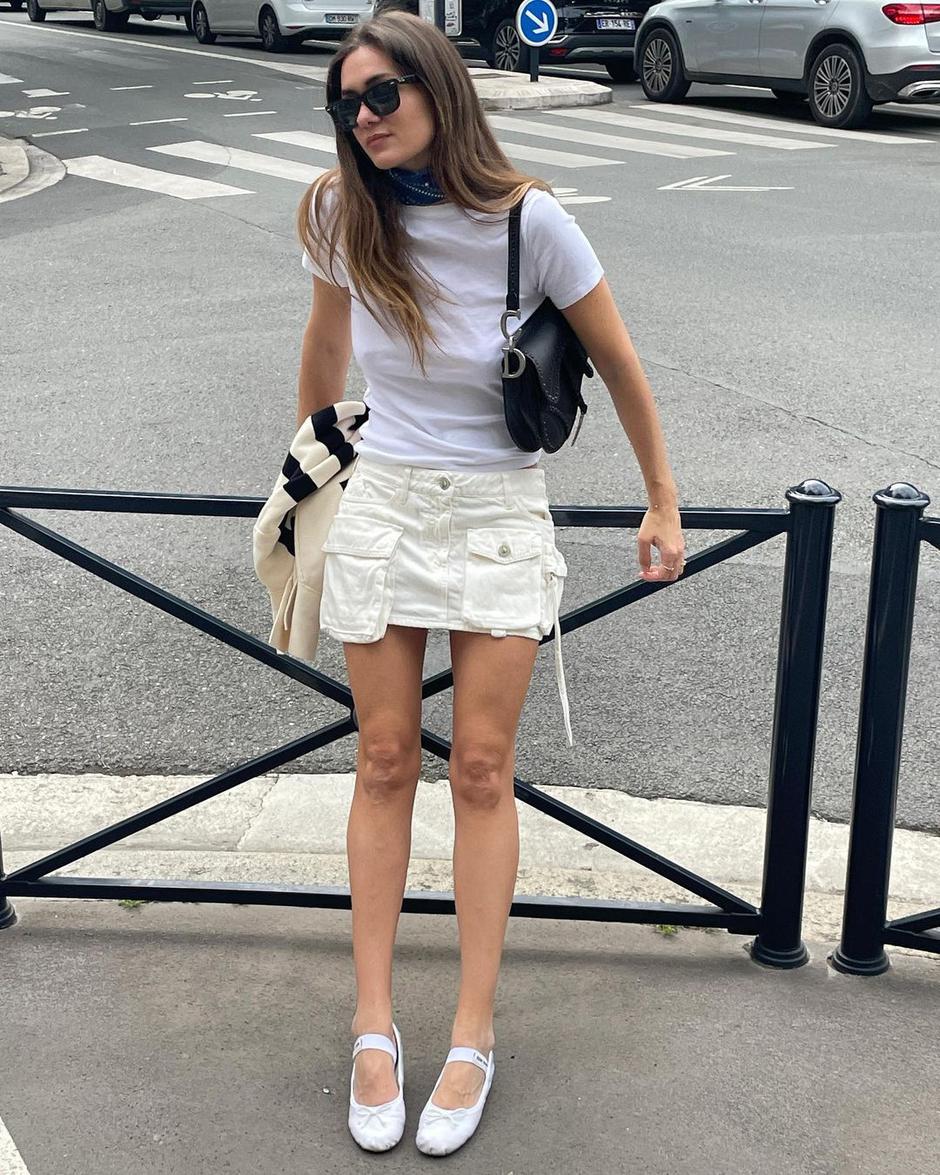 mini suknja | Autor: Instagram @annelauremais