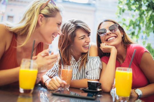 Žene su sretnije kad su same, kaže istraživanje! Evo zašto