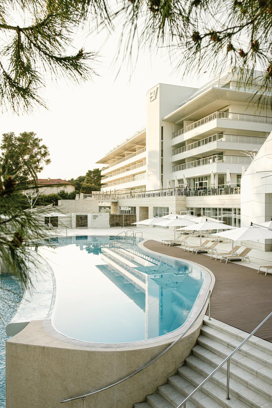  | Autor: Hotel Bellevue