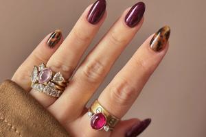 FOTO: Još malo pa će doći vrijeme za božićne manikure, do tada nosimo ove 'prijelazne'