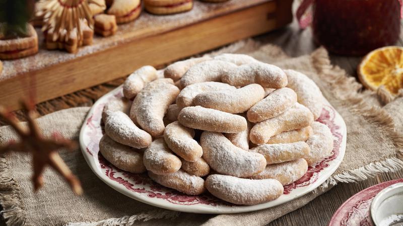 Nije influencerica, ali vanilin kiflice moje svekrve nadaleko su poznate. Po ovom receptu ih i ja pe&ccaron;em