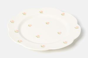 FOTO: Od minimalističkih bijelih do raskošnog cvjetnog uzorka, ovo su najljepši tanjuri za uskršnji stol