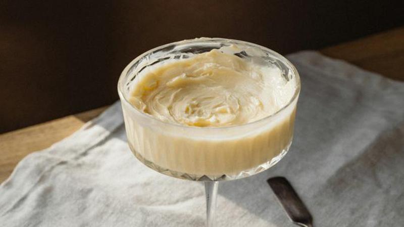 Za&scaron;to rastapamo i miksamo putar? Zato &scaron;to je 'tu&ccaron;eni maslac', ka&zcaron;u, finiji od obi&ccaron;nog i viralni je hit