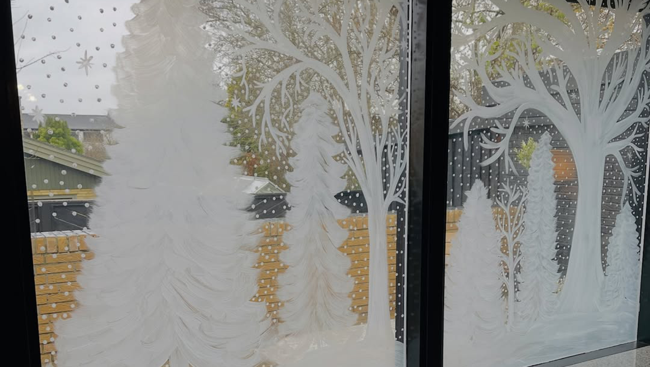 Bojanje prozora kefirom