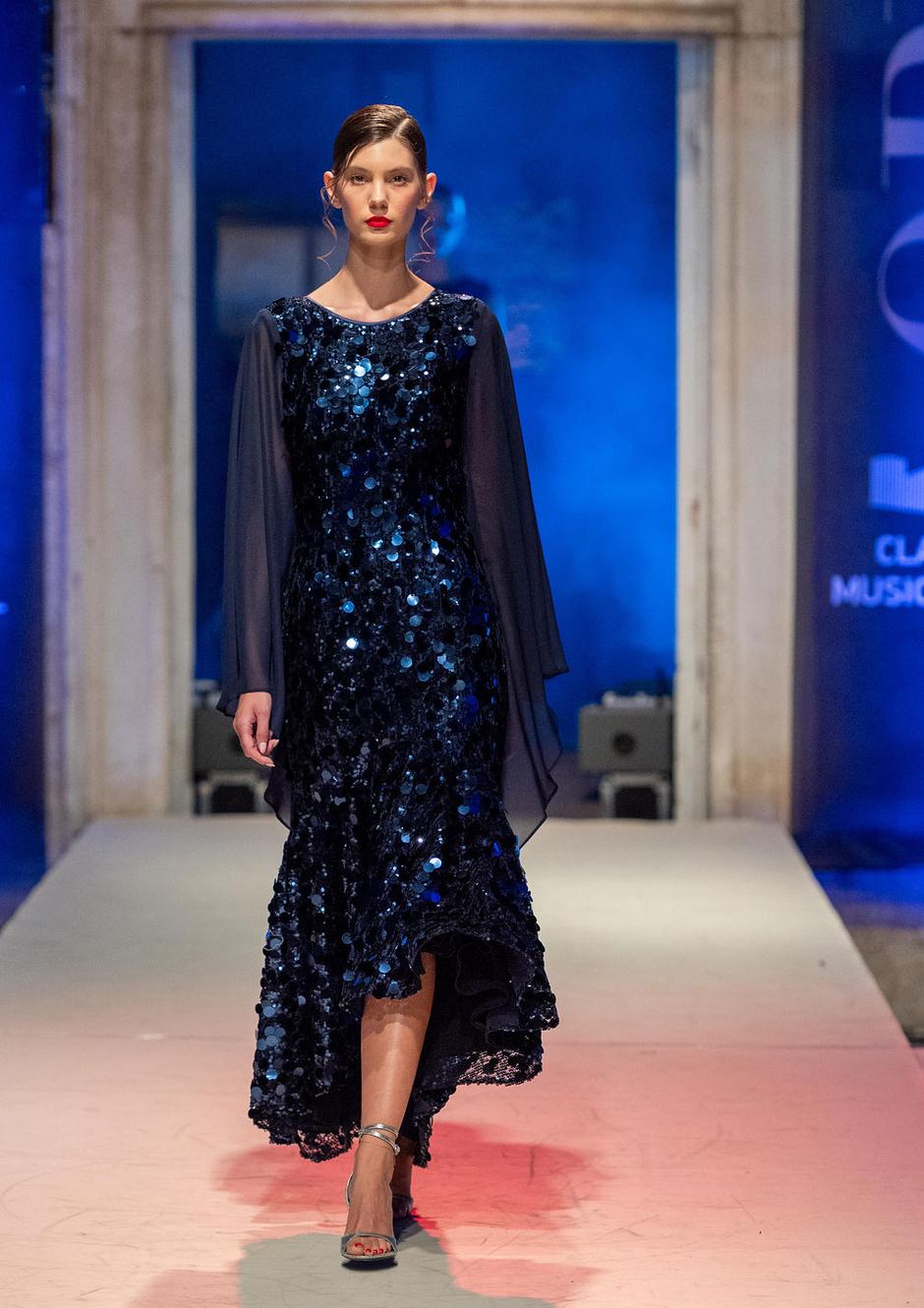  | Autor: Ivan Santro