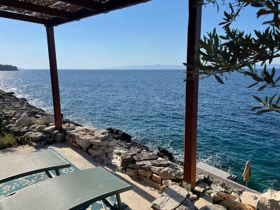  | Autor: Airbnb/Thinkers House Korčula