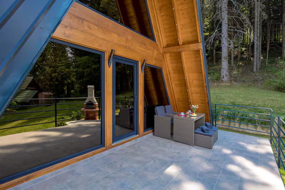  | Autor: Airbnb/Gorska bajka – Holiday Home & SPA Tisa