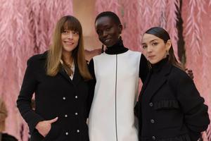 FOTO: Chanel Haute Couture revija oduševila je sve, pa i brojne celebrityje. Evo tko je sve došao