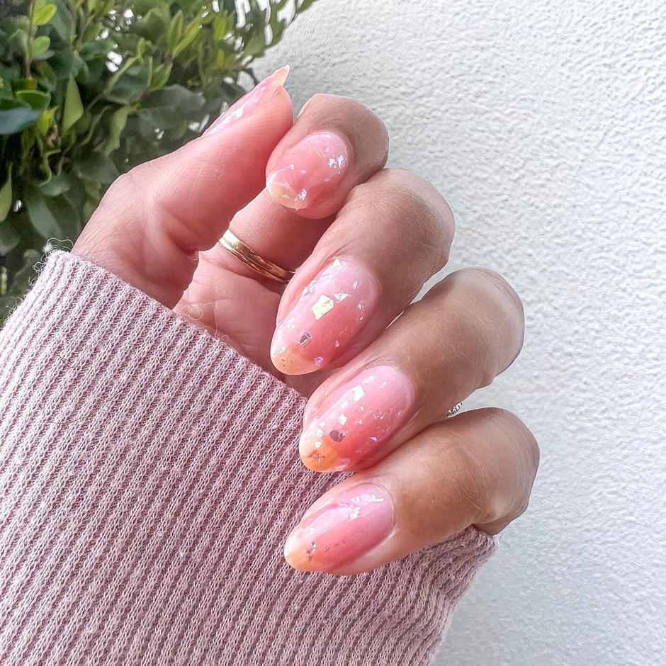 boje lakova za proljeće | Autor: Instagram @themaniclub