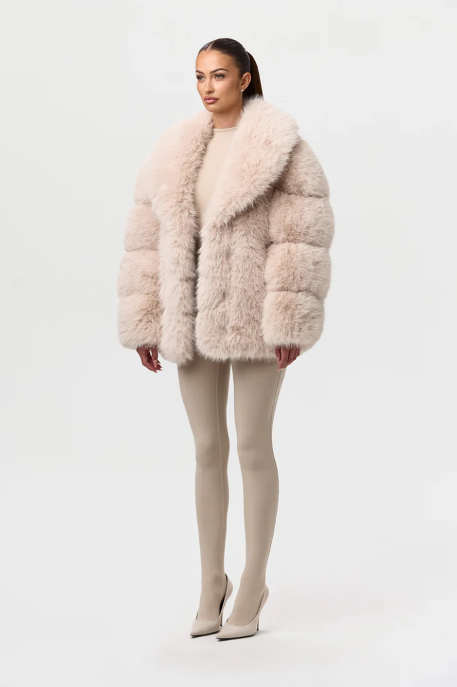  | Autor: Naked Wardrobe