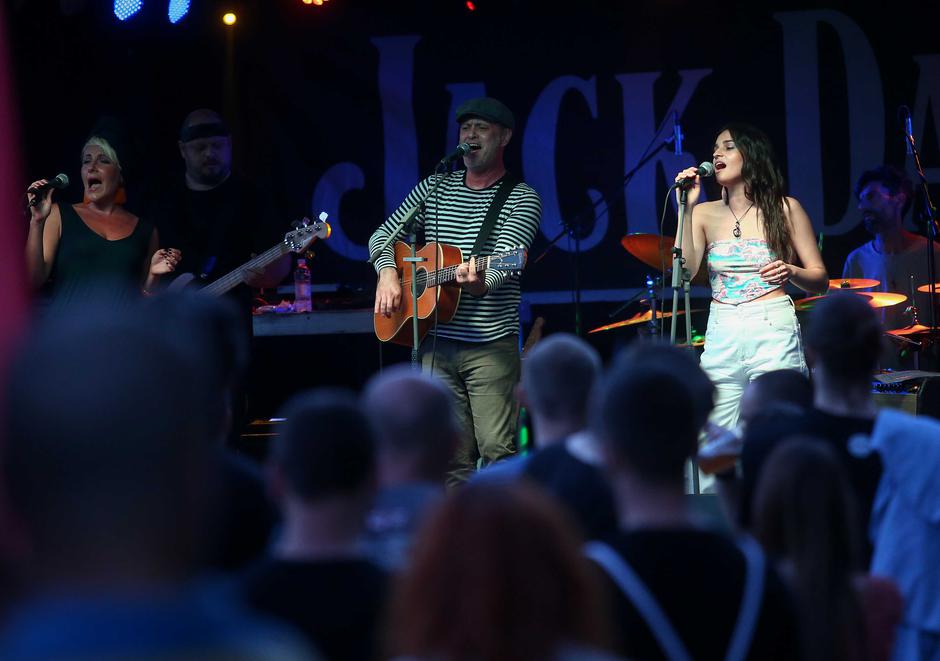 Grupa Detour nastupila na Chill&Grill festivalu na Jarunu | Autor: Matija Habljak/Pixsell