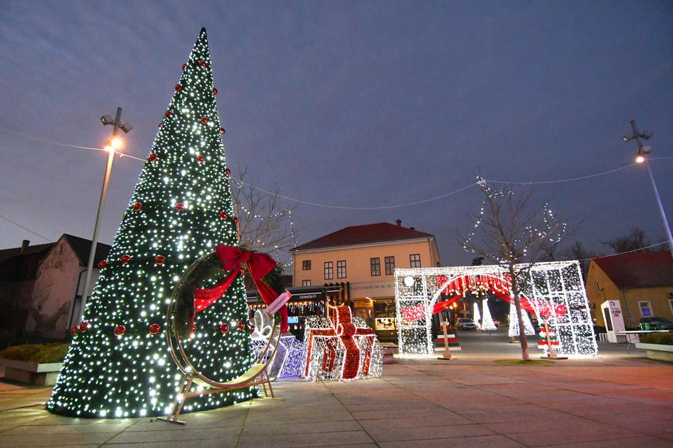 Božićna bajka diljem Hrvatske: Kako izgleda Advent od juga do sjevera?