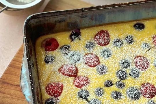 Pečeni jogurt s bobicama