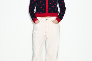 FOTO: Romantična srca su preplavila sve! Evo košulja, modnih dodataka, cipela... s ovim motivom