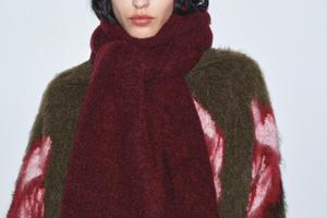 FOTO: Bez pletene kape ovih dana ne idemo van, evo najljepših modela iz ponude