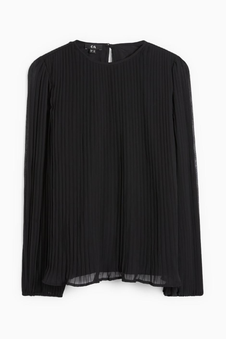 Foto: C&A, crna plisirana bluza | Autor: C&A
