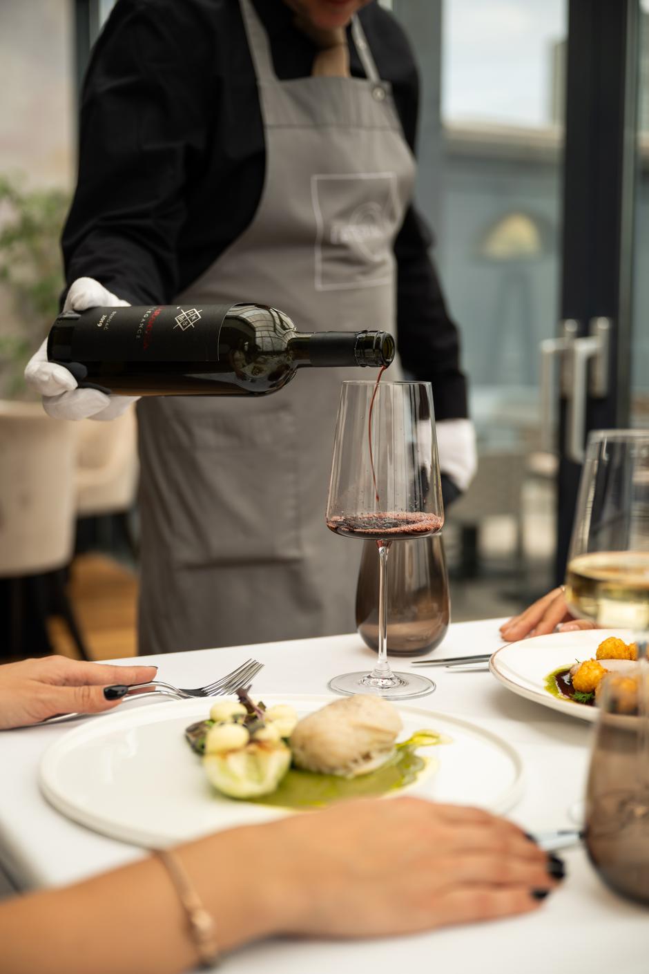  | Autor: Matej Rebernišak