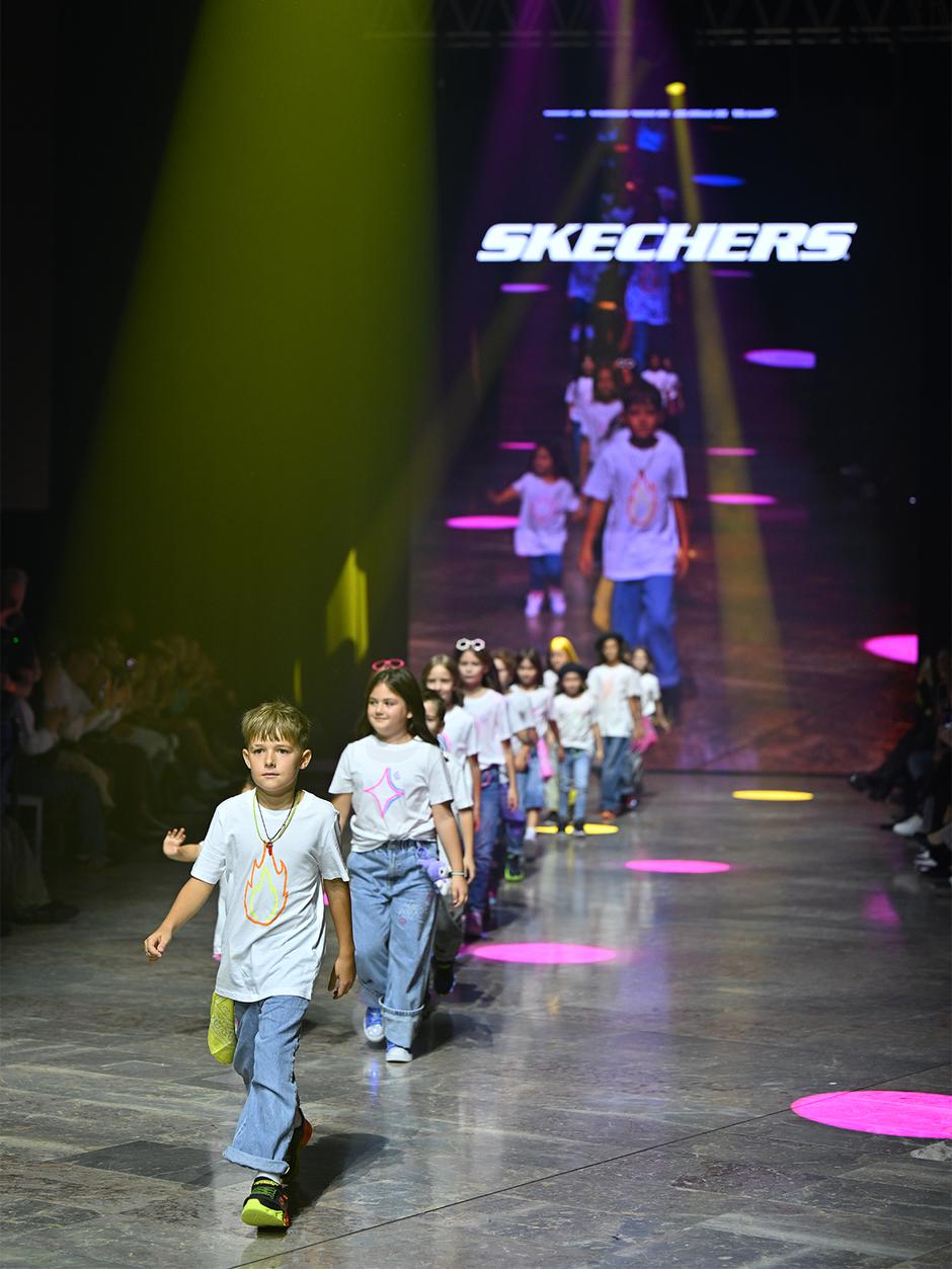  | Autor: Skechers