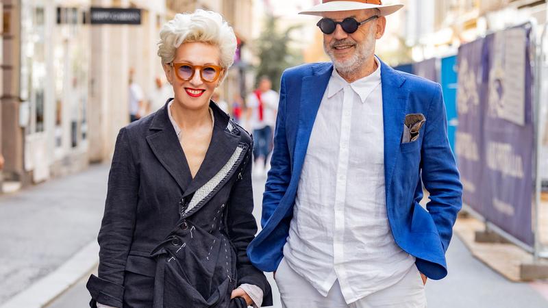 Ona u odijelu koje je izradila sama, on u plavoj 'izme&dstrok;u neba i mora'. Kakav stylish dvojac!