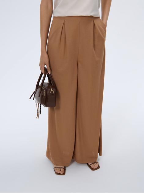 FOTO:  Mohito sniženja su u tijeku, a mi smo zavirili u ponudu traperica i hlača koja nas nikada ne razočara