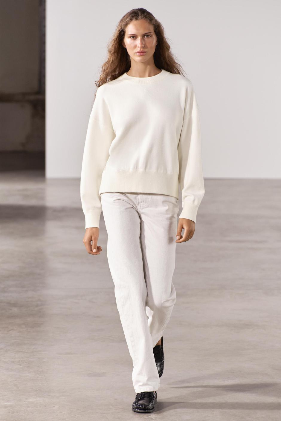 Foto: Zara, bijele hlače (prije 29,95 eura - sada 17,99 eura) | Autor: Zara