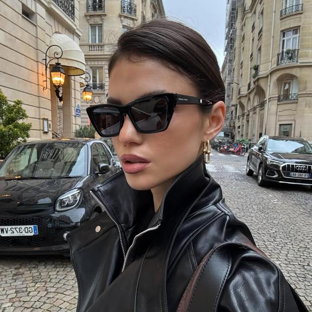 Oblik i položaj naušnioca mogu pomladiti lice