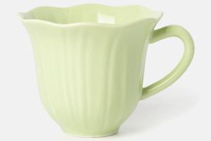 FOTO: Posuđe u Pepcu je procvalo, čak su i noževi na cvjetiće. Proljeće je već stiglo, izgleda